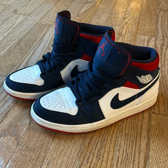 Nike Air Jordan’s size US7 men.   8.5 women - Picture 1 of 10